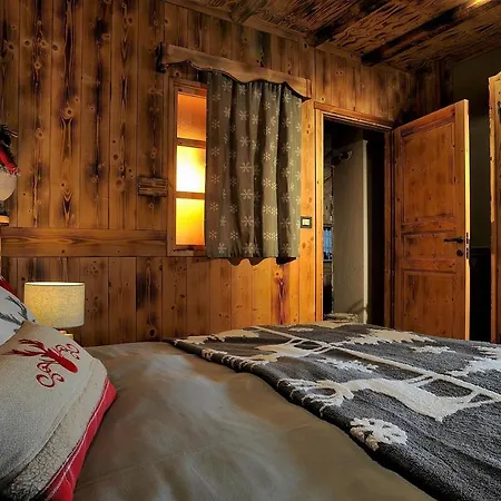 Foyer D'antan Con Caminetto Hammam O Vasca Idromassaggio 布吕松