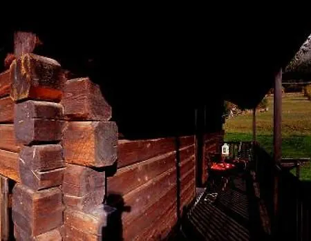 Lägenhetshotell Foyer D'antan Con Caminetto Hammam O Vasca Idromassaggio 3*