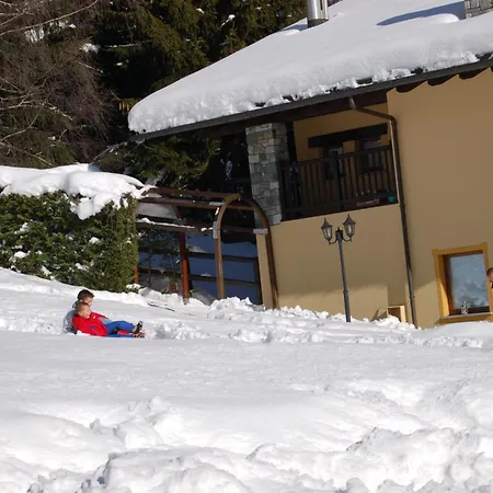 Foyer D'antan Con Caminetto Hammam O Vasca Idromassaggio Brusson