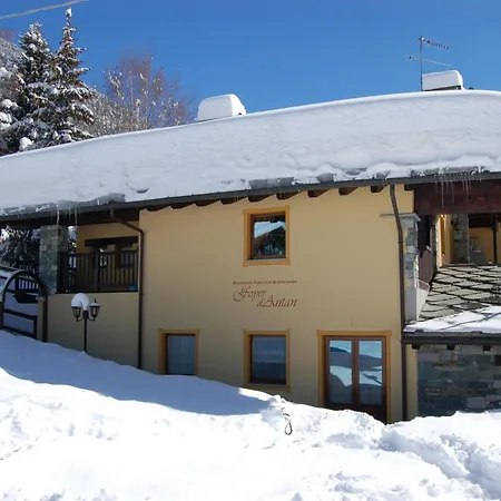 Foyer D'antan Con Caminetto Hammam O Vasca Idromassaggio Lägenhetshotell