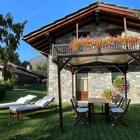 Aparthotel Foyer D'antan Con Caminetto Hammam O Vasca Idromassaggio Brusson