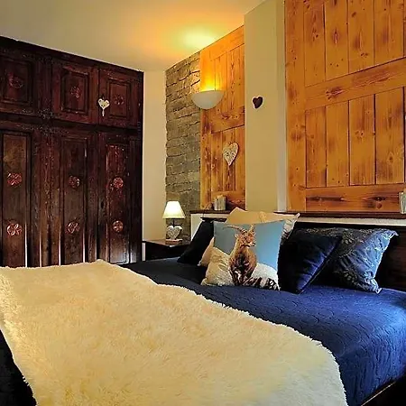 Apart Otel Foyer D'antan Con Caminetto Hammam O Vasca Idromassaggio 3*