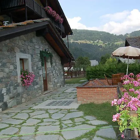 Foyer D'antan Con Caminetto Hammam O Vasca Idromassaggio 3* 브루송