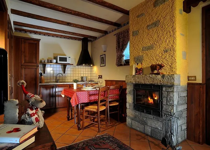 Aparthotel Foyer D'antan Con Caminetto Hammam O Vasca Idromassaggio 3*