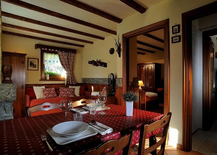 Foyer D'antan Con Caminetto Hammam O Vasca Idromassaggio 3*