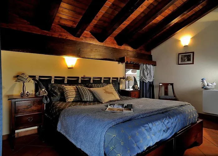 Foyer D'antan Con Caminetto Hammam O Vasca Idromassaggio Brusson