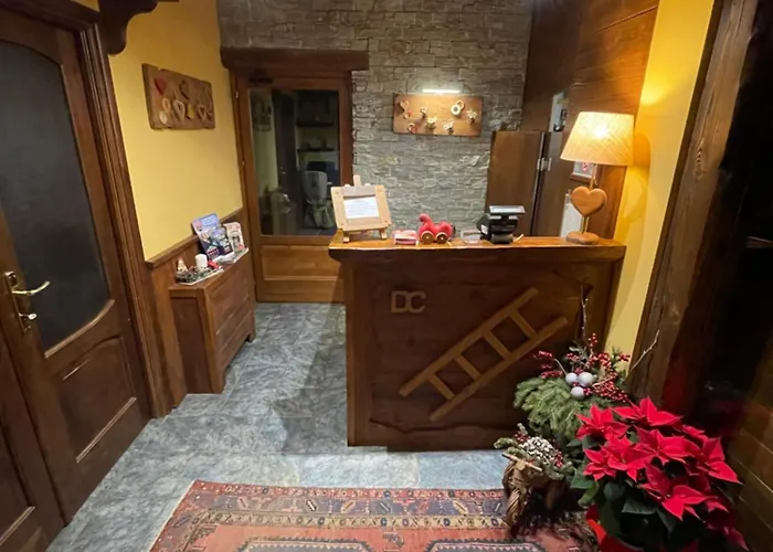 Foyer D'antan Con Caminetto Hammam O Vasca Idromassaggio Aparthotel Brusson